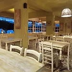 Venus Hotel 3*