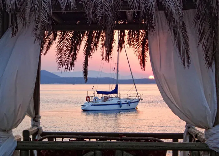 Venus Hotel Nea Styra